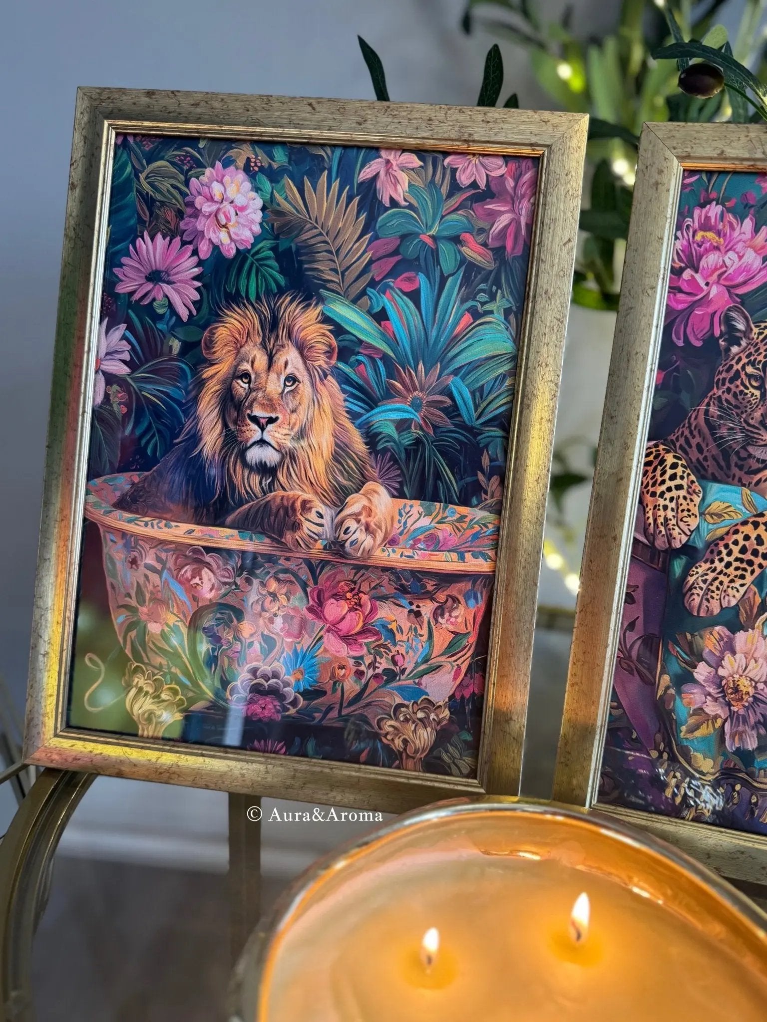 Animal wall art with picture frames - Aura & Aroma