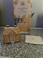 Christmas Gingerbread House Incense Cone Burner - Aura & Aroma