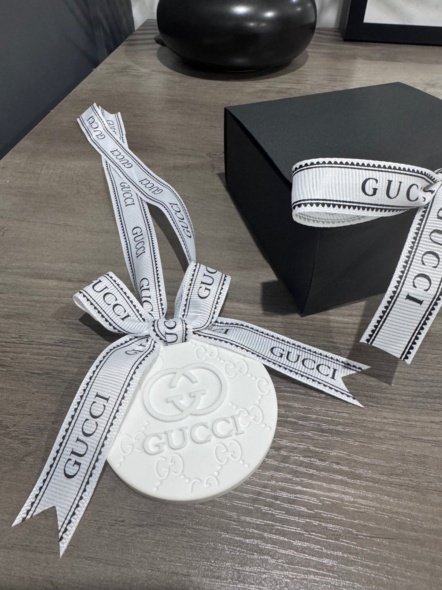 Luxury Hanging Car Air Freshener for Premium Auto Interiors - Aura & Aroma