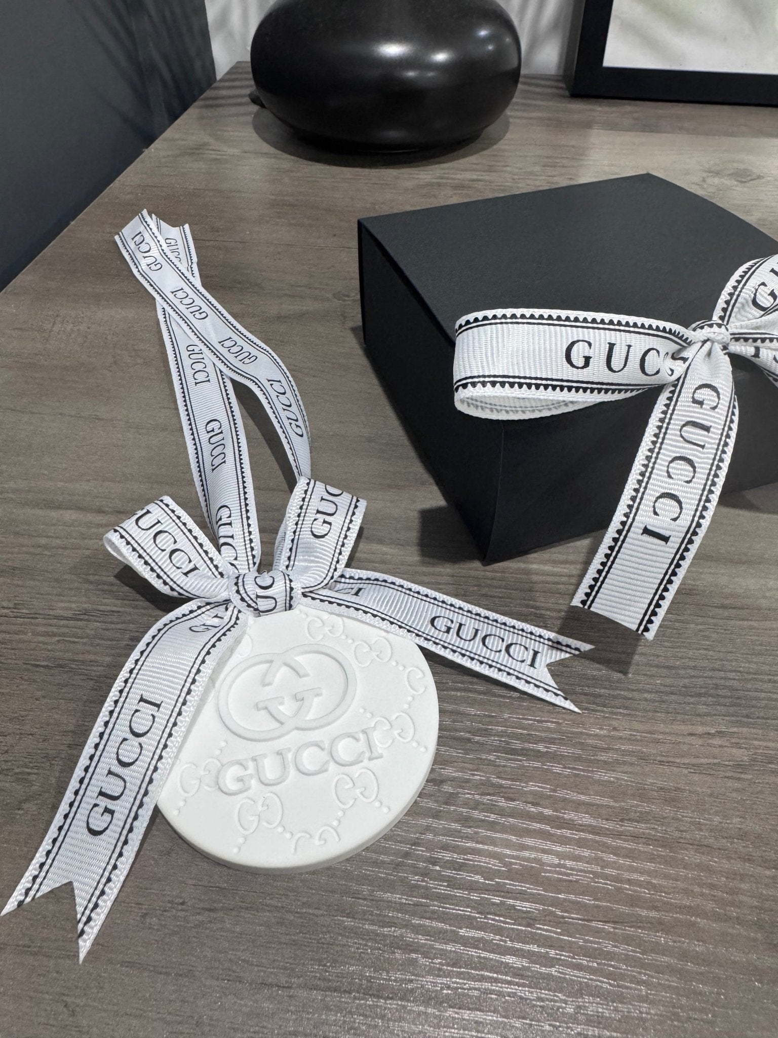 Luxury Hanging Car Air Freshener for Premium Auto Interiors - Aura & Aroma