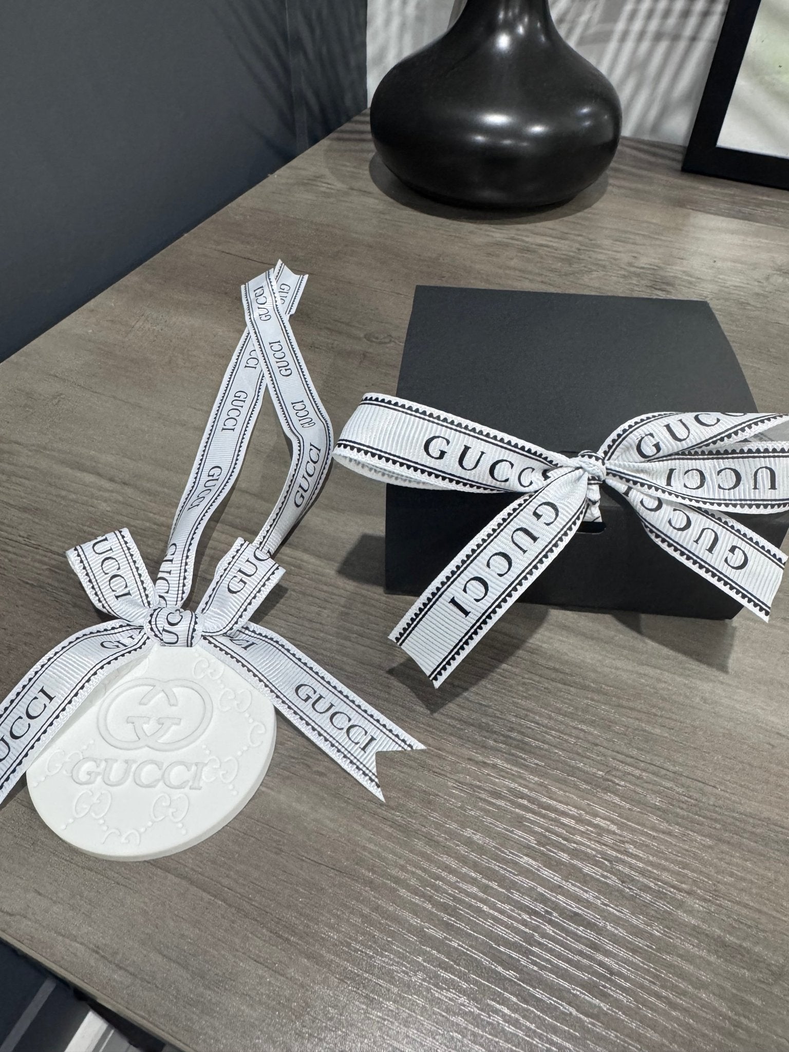 Luxury Hanging Car Air Freshener for Premium Auto Interiors - Aura & Aroma