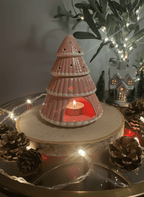 🌸 Pink Christmas Tree Ceramic Oil Burner 🎄✨ - Aura & Aroma