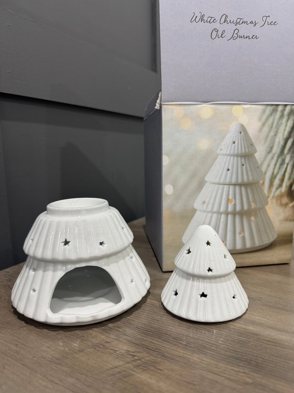 White Christmas Tree Oil Burner - Aura & Aroma