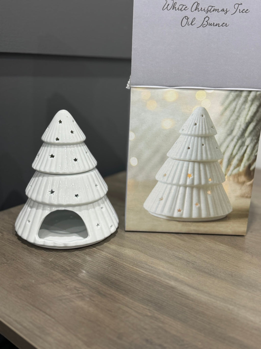 White Christmas Tree Oil Burner - Aura & Aroma